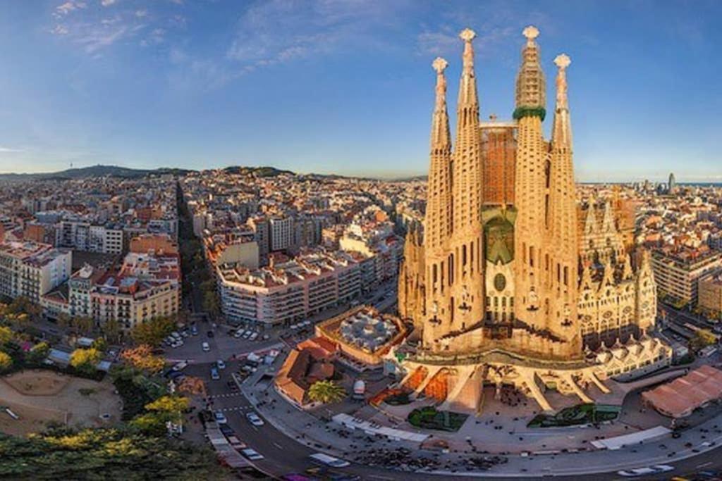 7 Pax Montserrat Ramblas Barcelona Barselona Dış mekan fotoğraf