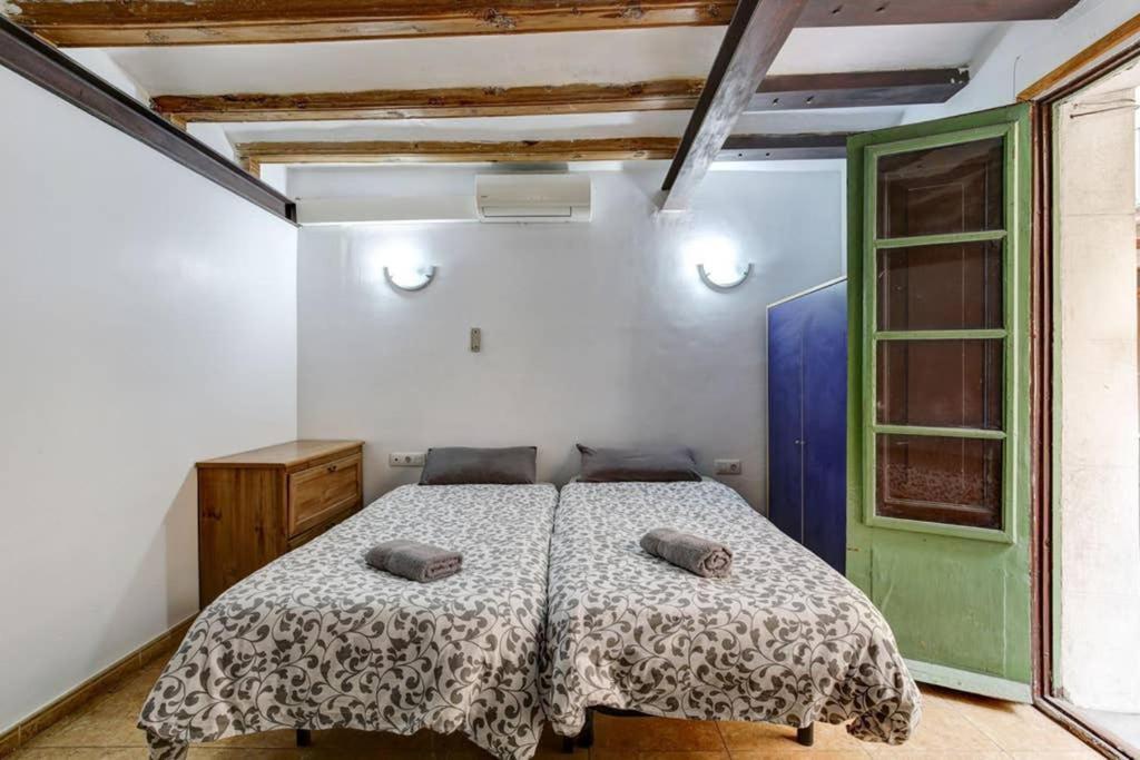 7 Pax Montserrat Ramblas Barcelona Barselona Dış mekan fotoğraf