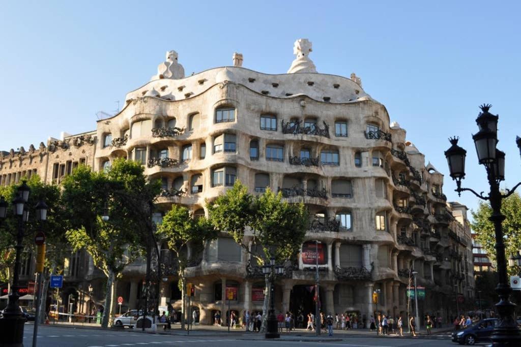 7 Pax Montserrat Ramblas Barcelona Barselona Dış mekan fotoğraf